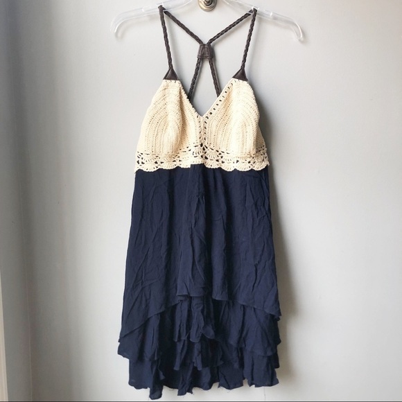 Double Zero Boho Crochet, Navy Ruffled Top Sz  M - Picture 2 of 9